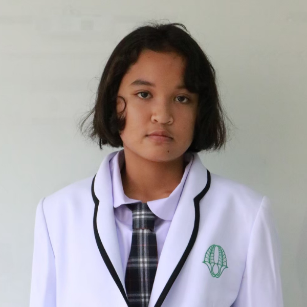 กชพร รอดบุญ